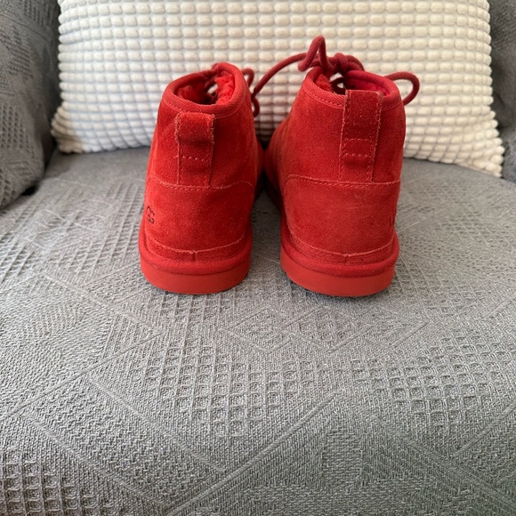 Ugg Boots - Picture 3 of 6